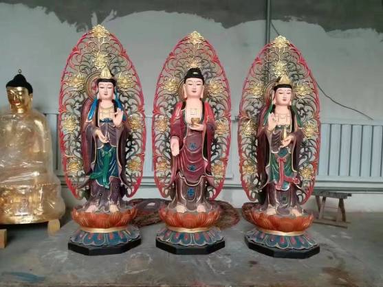 极彩，淡彩，勾金线，